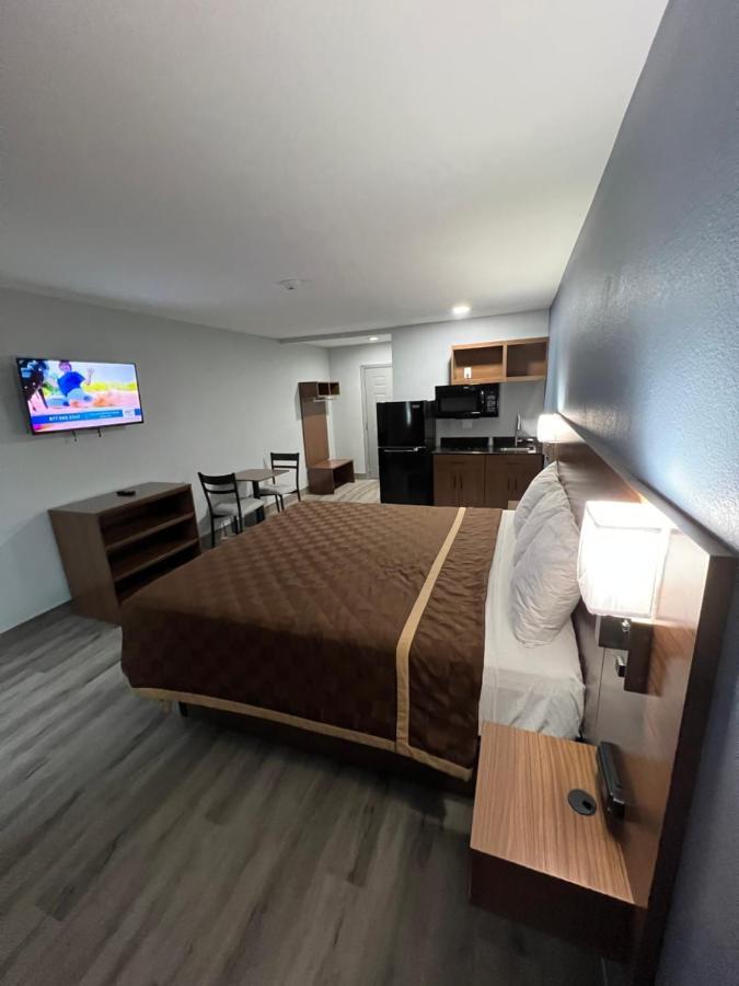 Relax Inn Channelview Buitenkant foto